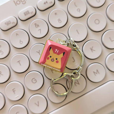 Surprise Pika #025 - Fidget Keycap Keychain